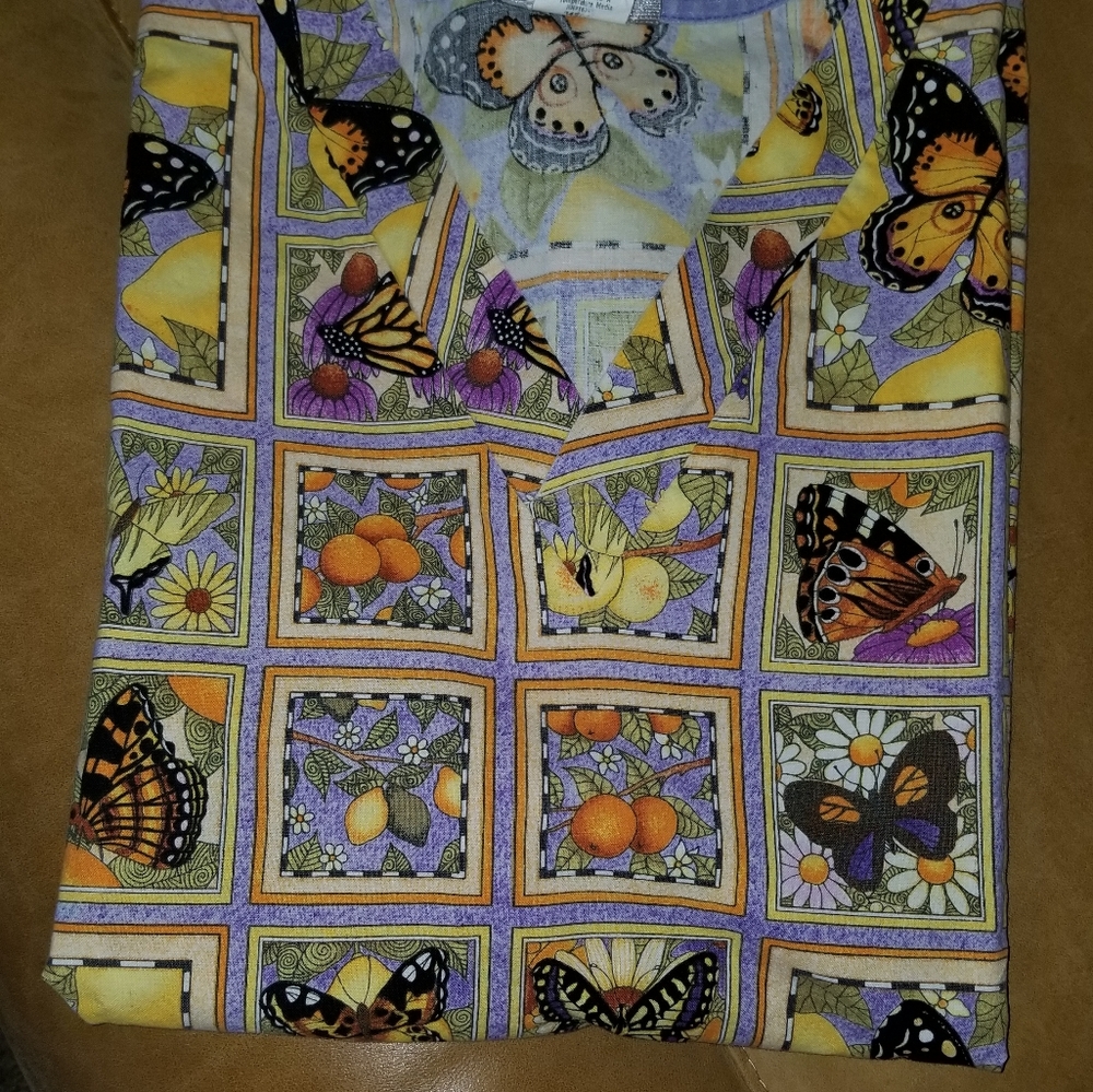 Butterfly scrub top by WS fundamentally cotton